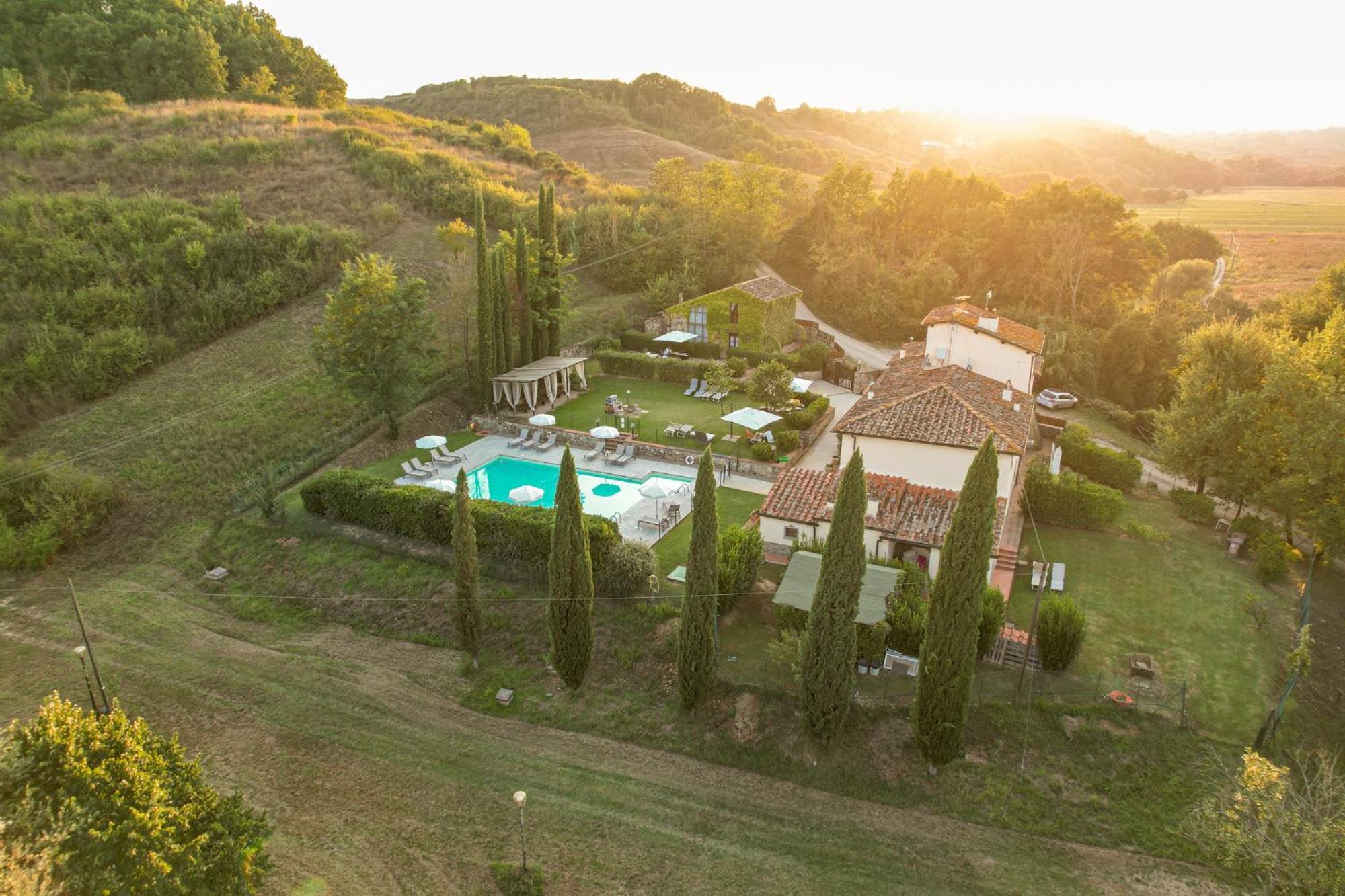 Borgo Santa Maria In Valle Laterina Exterior photo